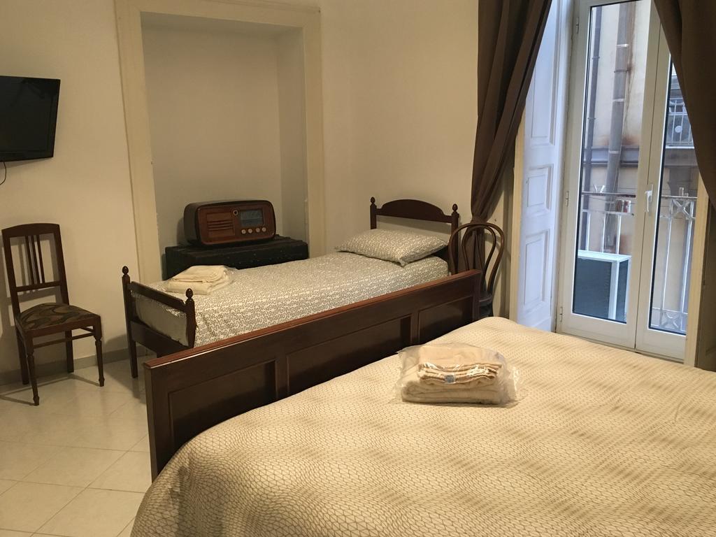 B&B Nonna Stella Napoli Bagian luar foto